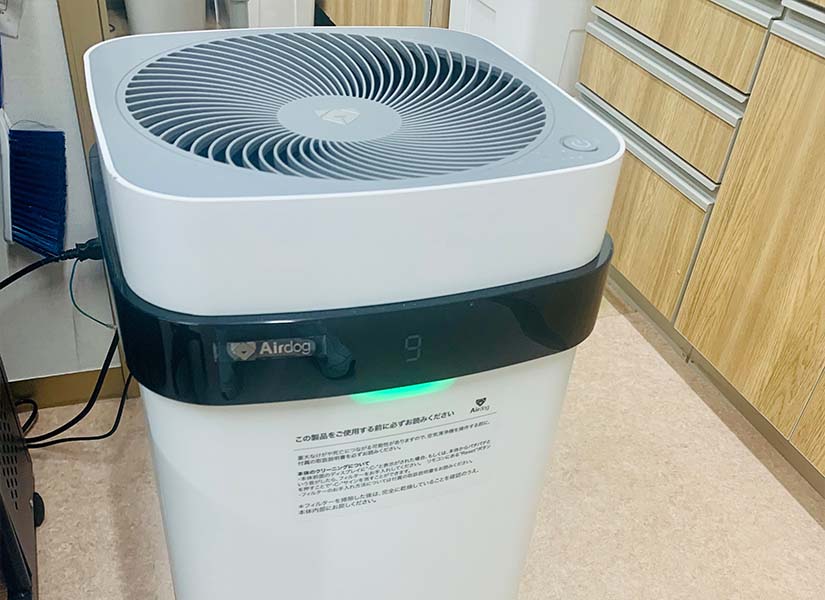 診察室の空気清浄機